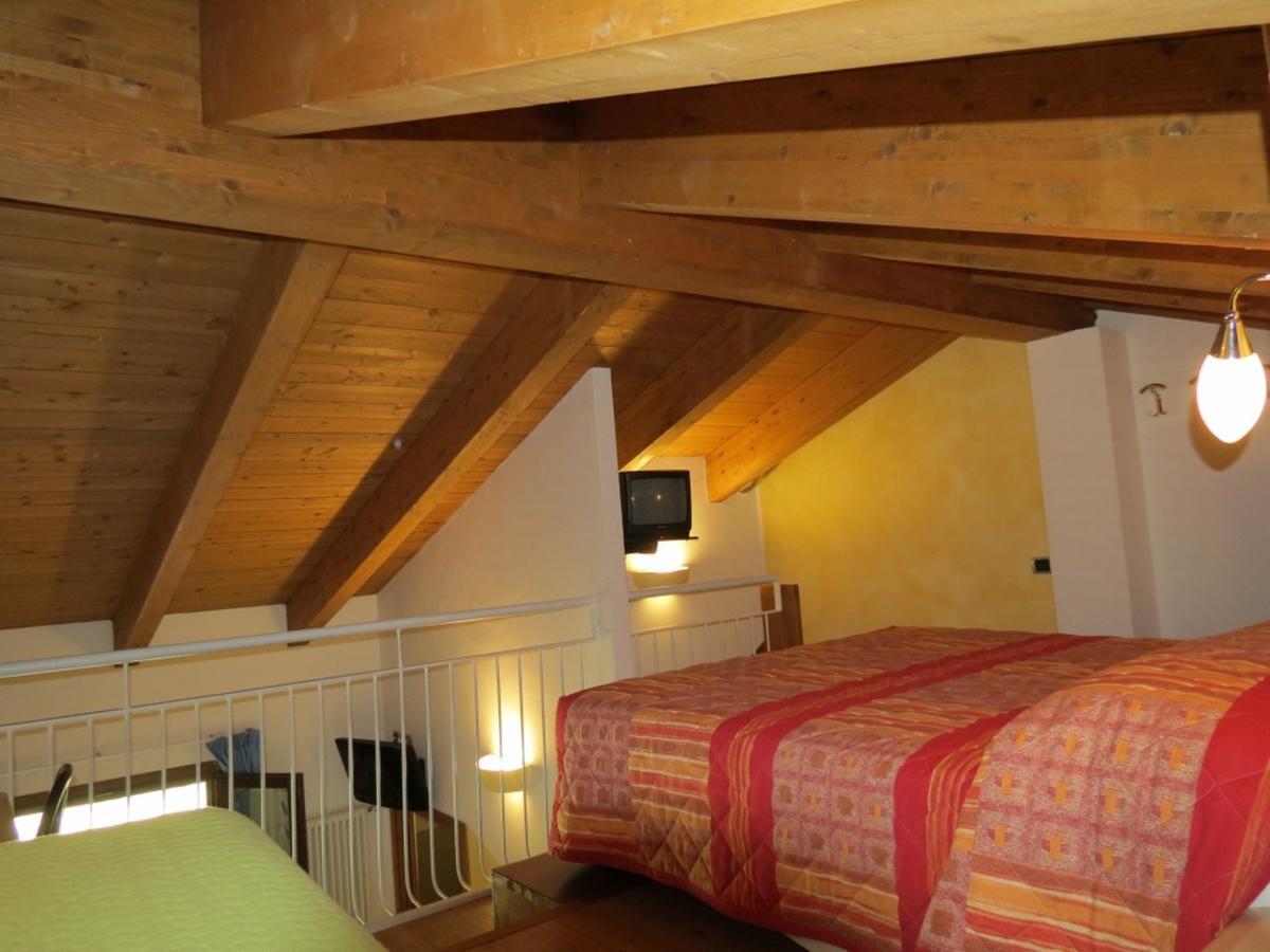 La Baita D'Oro Ristorante Residence Monteduro Eksteriør billede